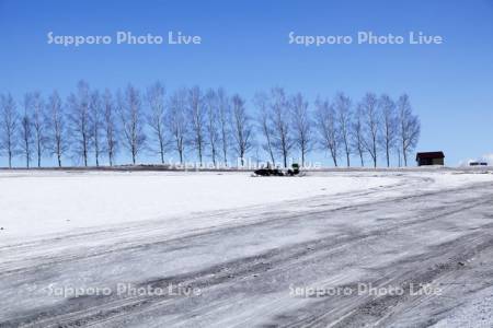 融雪剤散布作業