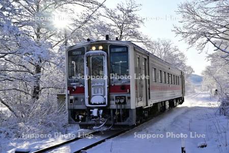 雪の釧網線