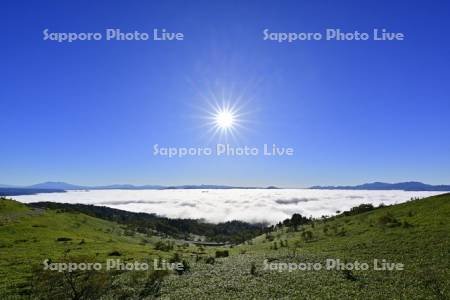 雲海の屈斜路湖