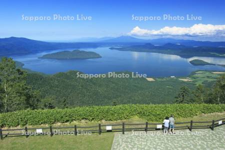 津別峠から屈斜路湖