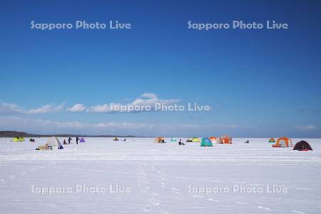 野付湾のわかさぎ釣り