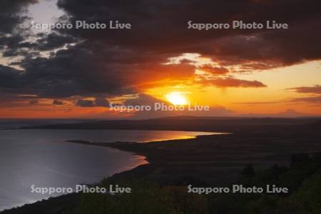 サロマ湖の日の出