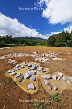 大森勝山遺跡と岩木山