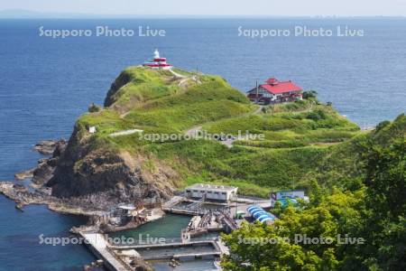 高島岬の日和山灯台と小樽市鰊御殿