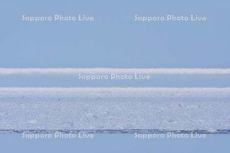 幻氷とオホーツク海の流氷