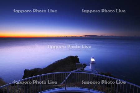 地球岬の朝と太平洋