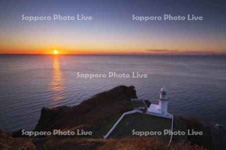 地球岬の日の出と太平洋