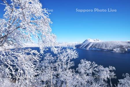 摩周湖と樹氷