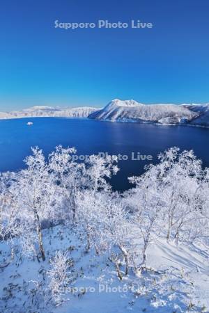 摩周湖と樹氷