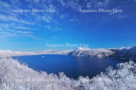 摩周湖と樹氷