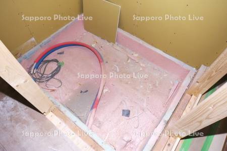 住宅（アパート）の建築工事　風呂場