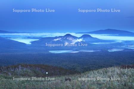 硫黄山の朝と雲海