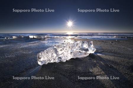 ジュエリーアイスの日の出と太平洋