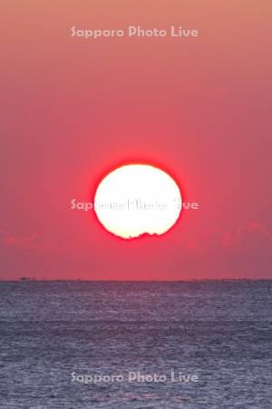 日の出と太平洋
