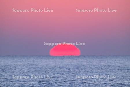 日の出と太平洋
