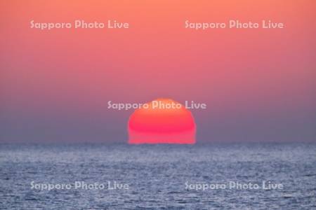 日の出と太平洋