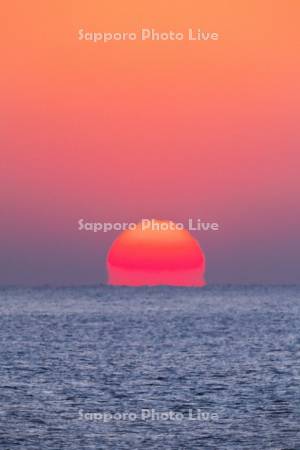 日の出と太平洋