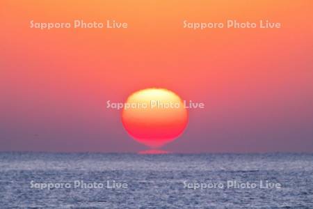 日の出と太平洋