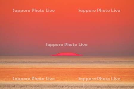 オホーツク海の日の出