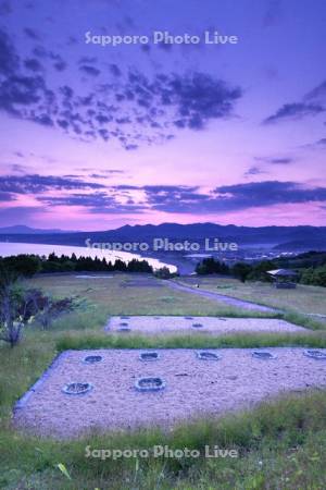 勝山館跡と内郷浜の朝　上之国館跡