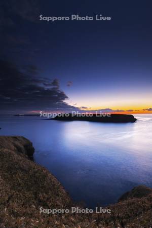 嶮暮帰島の朝と太平洋