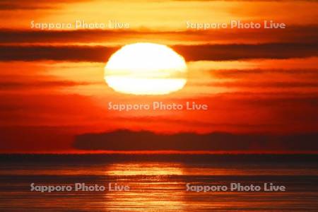 日の出と太平洋