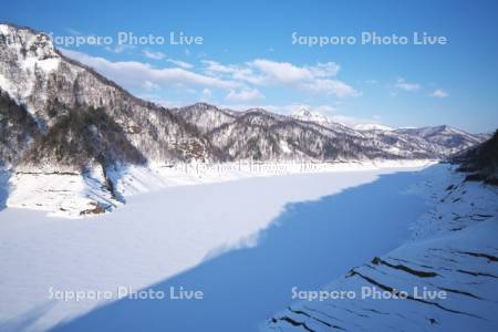 さっぽろ湖と天狗山（定山渓天狗岳）