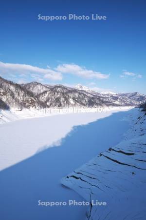 さっぽろ湖と天狗山（定山渓天狗岳）