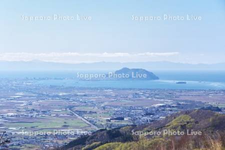きじひき高原より望む函館山