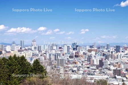 旭山記念公園より望む札幌市街地