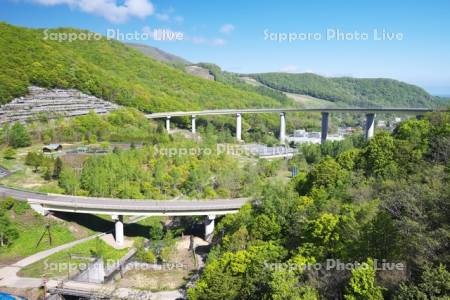 朝里スカイループ（朝里大橋）