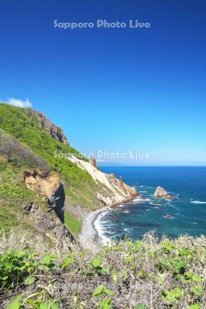 赤岩と積丹半島