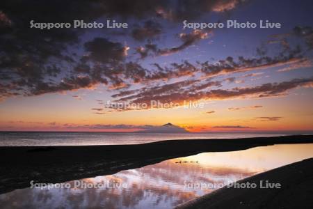 利尻島の夕景と日本海