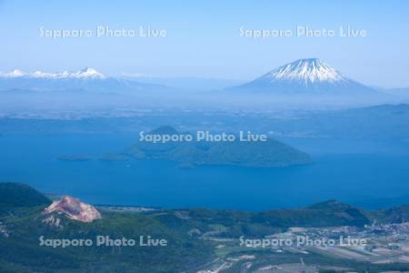 昭和新山　空撮