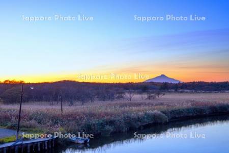 サロベツ川の夕景