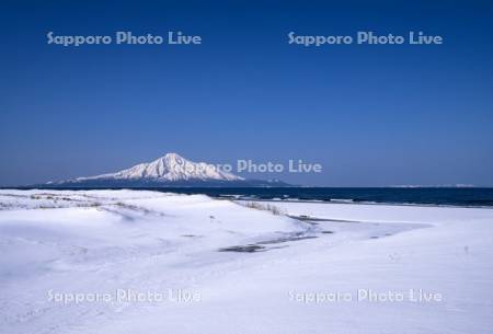 稚内より利尻島