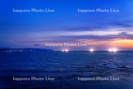 漁火とかもめ島