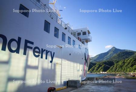 フェリーと利尻山