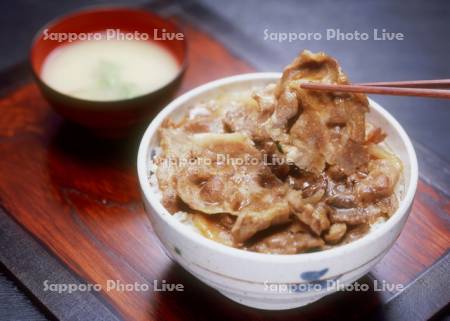 豚丼