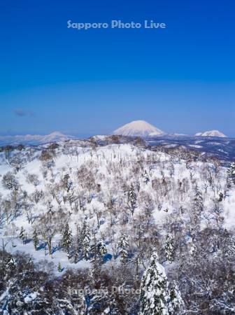 オロフレ峠より羊蹄山