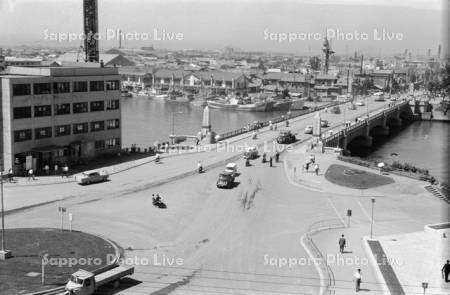 昭和35年　ぬさまい公園より幣舞橋