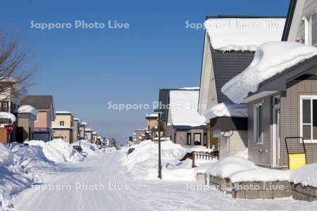 冬の住宅街