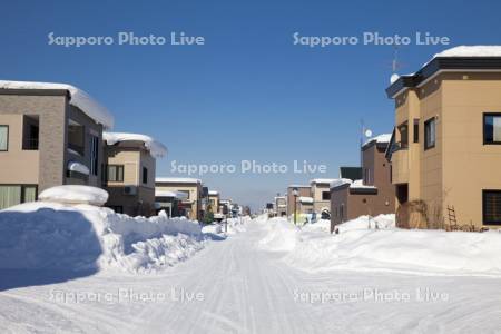 冬の住宅街