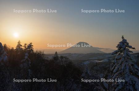 中山峠より羊蹄山