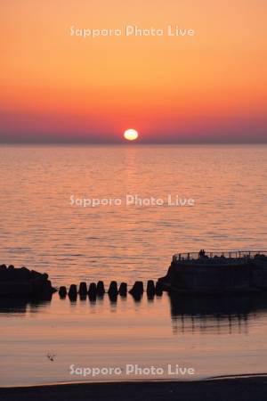 厚田ビーチと夕日