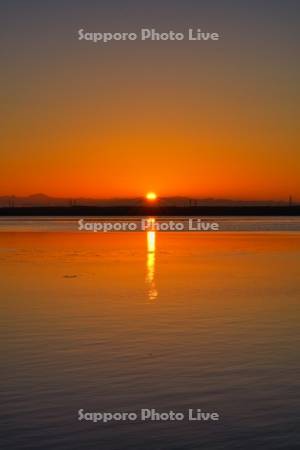 ウトナイ湖の日の出