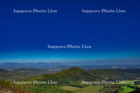 狩勝峠展望台より