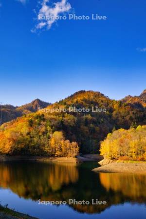 さっぽろ湖の朝焼け
