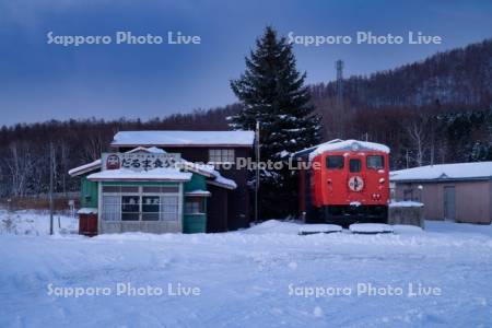 幾寅駅（幌舞駅）