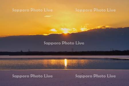 ウトナイ湖の日の出